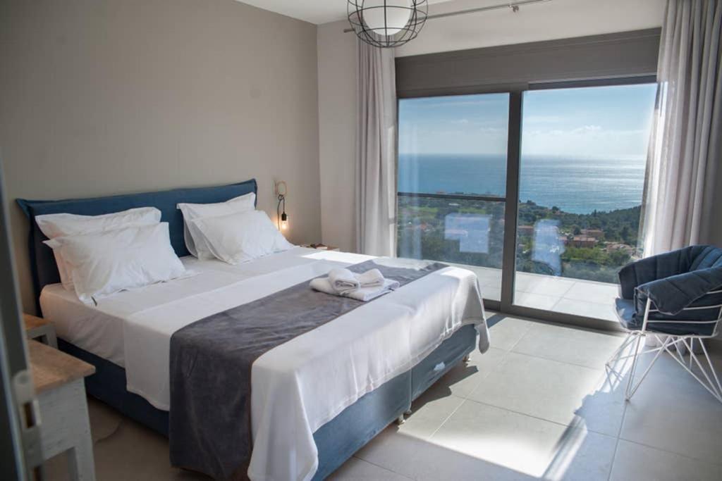 New Villa Blue with private pool at Trapezaki Livathos  Esterno foto