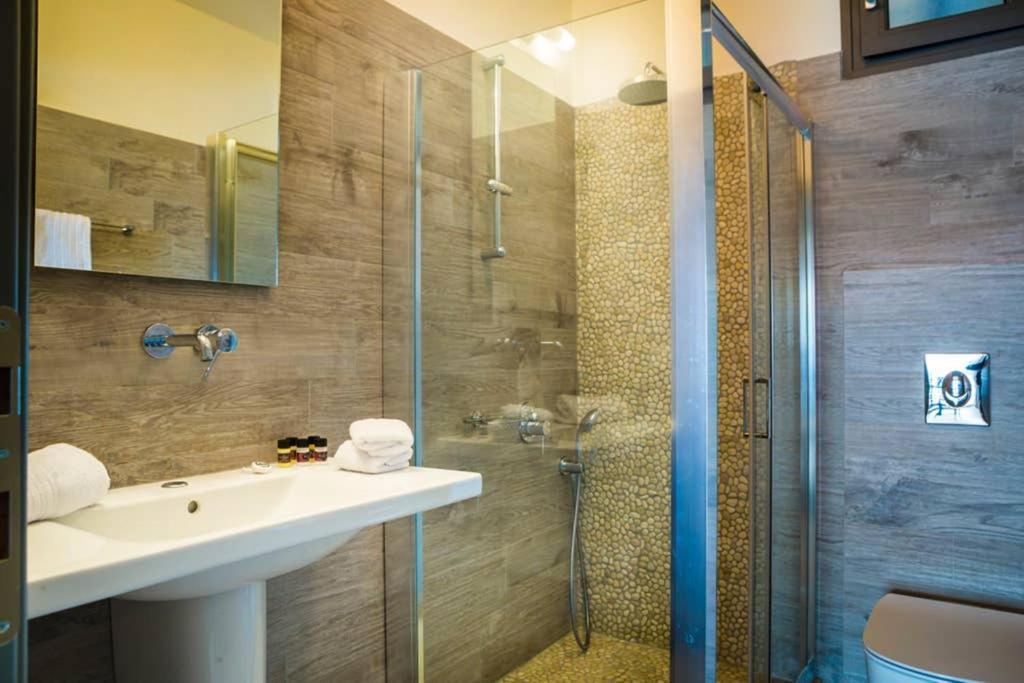 New Villa Blue with private pool at Trapezaki Livathos  Esterno foto